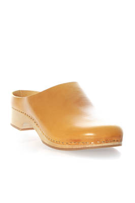 DANIELA GREGIS - Classic Clog In Wood With Leather Uppers :: Ivo Milan