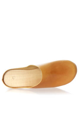 DANIELA GREGIS - Classic Clog In Wood With Leather Uppers :: Ivo Milan