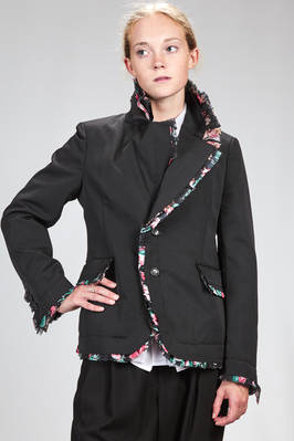 giacca a uomo in gabardine di lana ad effetto imbottito con rouche in georgette di poliestere floreale - COMME DES GARÇONS 