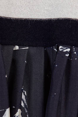 abito lungo e ampio in maglia rasata di cachemire a righe bicolori e in twill di seta stampata - DANIELA GREGIS 
