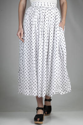 longuette skirt, wide, in washed cotton muslin with polka dot pattern  - 195