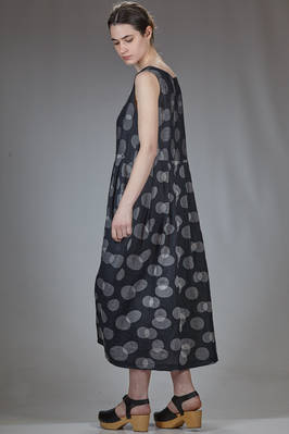 long and wide dress, in gauze doubled with Japanese textile paper, cupro and nylon with polka dots - SHU MORIYAMA 