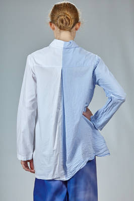 camicia lunga e ampia in popeline di cotone lavato a righe sottili verticali e a tinta unita - MARIA CALDERARA 