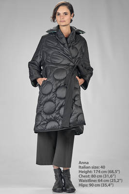 long and wide down jacket in polyamide, polyester and elastane matelassé  - 364