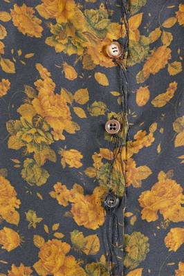 camicia classica a uomo in seta vintage con fantasia floreale - ARCHIVIO J. M. RIBOT 