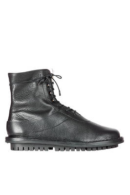 SIRA boot in soft cowhide leather and classic round rubber sole  - 383