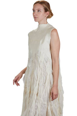 abito 'sculpture' lungo e ampio in nuno-feltro di lana e seta fatto a mano - AGOSTINA ZWILLING 