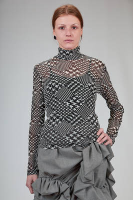 hip length t-shirt in polyester tulle with houndstooth print  - 381