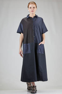 wide long dress, built with a cotton tone-on-tone patchwork  - 380