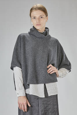 wide hip-length sweater in melange cashmere knit  - 370