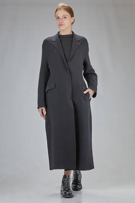 long and tapered coat in wool, polyamide, and elastane knit  - 227