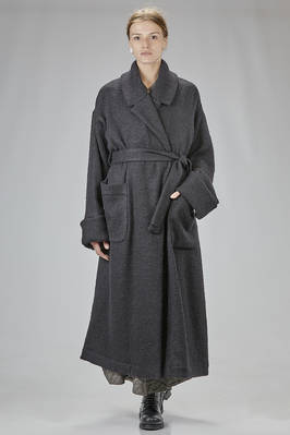 wide and long coat in bouclé fabric made of hemp, alpaca, polyamide, and virgin wool  - 161