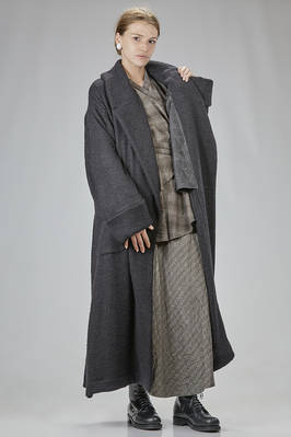 cappotto lungo e ampio in bouclé di canapa, alpaca, poliammide e lana vergine - FORME D' EXPRESSION 
