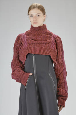 short and abstract cover-shoulder sweater in braided, ribbed, and twisted wool melange knit  - 381