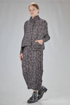 wide hip-length jacket in polyester froissé with foliage pattern - SHU MORIYAMA 