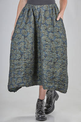 wide and flared midi skirt in polyester froissé with stylized foliage pattern  - 123