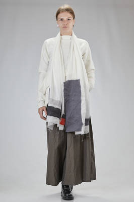 long and wide scarf in lightweight gauze and nuno-felt of beech, silk, cashmere  - 379