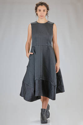 long dress, sleeveless, in washed techno polyester canva  - 157