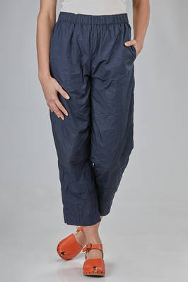 cigarette trousers in washed navy cotton  - 195
