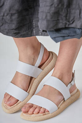 'friar-like' sandal in leather, wood and expanded eva  - 399