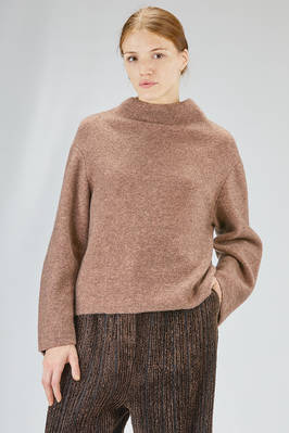 wide sweater, hip-lenght, in 'compact' and melange wool, polyamide, yak and elastan knit  - 227
