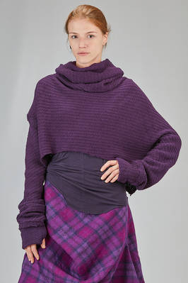 short and wide sweater, in virgin wool bouclé knit  - 163