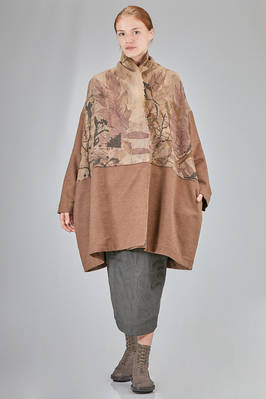 oversize kimono caban in cashmere and wool cloth and insert in wool and alpaca hand silk-screened  - 412