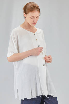 camicia lunga e ampia, in garza leggera e goffrata di viscosa e cotone - ATELIER SUPPAN 