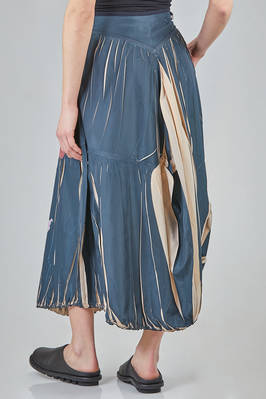 long, wide and asymmetric skirt in polyester canvas with floral pattern - HIGH 