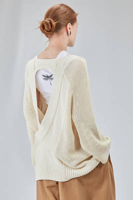 maglia lunga e ampia in maglia di cotone e filato di carta - ISABEL BENENATO 