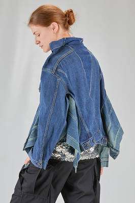 caban 'sculpture' a cappa bidimensionale, in denim indigo di cotone stonewash - JUNYA WATANABE 