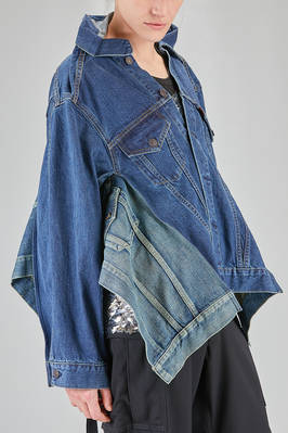 caban 'sculpture' a cappa bidimensionale, in denim indigo di cotone stonewash - JUNYA WATANABE 