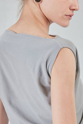 t-shirt lunga, asciutta e asimmetrica in jersey di cotone - MARC LE BIHAN 