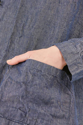 giacca al fianco, ampia, in denim cangiante di lino lavato - MANUELLE GUIBAL 
