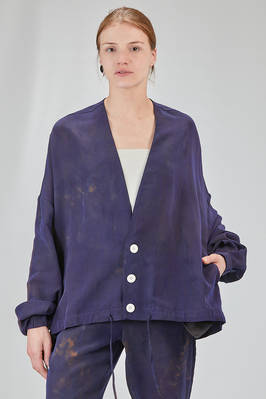 oversize jacket, hip-lenght, in washed silk mulberry with shaded motif  - 346