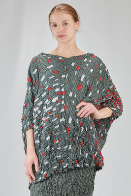long and wide tunic in polyester froissé with diagonal stripes tone on tone and  cotton patches  - 123