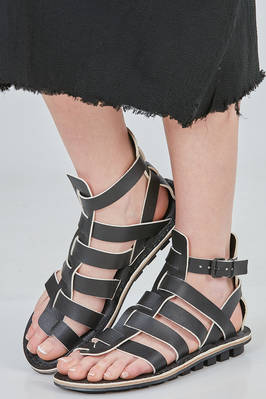 CÄSAR flip flop sandal in soft cowhide leather and classic rounded rubber sole  - 51
