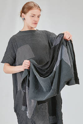 long and wide cardigan in crinkled cotton, nylon and polyamide knit with thin stripes - KNIT KNIT 