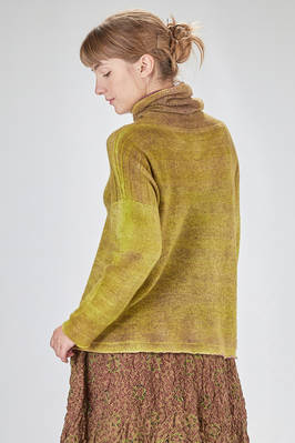 maglia al fianco, morbida e lievemente svasata, in garza di cachemire tutta sfumata - F-CASHMERE by FISSORE 