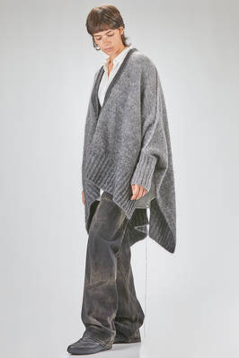 cardigan lungo e over in maglia pesante e sfumata di superkid mohair, lana, poliammide ed elastan - ISABEL BENENATO 