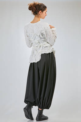 t-shirt 'sculpture' asimmetrica in garza di poliestere froissé - COMME DES GARÇONS 