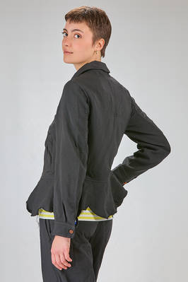 giacca al fianco, lievemente sfiancata, in gabardine techno di poliestere lavato - COMME des GARÇONS - COMME des GARÇONS 