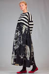 long, wide dress, in stocking stitch cashmere and silk twill - DANIELA GREGIS 