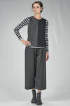 hip length waistcoat in two-tone stretch viscose, polyamide and elastane double jersey - MARIA CALDERARA 