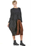 below-the-knee 'sculpture' skirt in soft wool and silk nuno-felt - AGOSTINA ZWILLING 