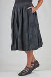 wide knee-length skirt in washed doubled cotton jacquard - AEQUAMENTE 