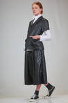 giacca asciutta, al fianco, in twill lucido di triacetato - COMME des GARÇONS - COMME des GARÇONS 