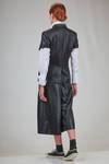 giacca asciutta, al fianco, in twill lucido di triacetato - COMME des GARÇONS - COMME des GARÇONS 