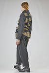 hip-length 'abstract' jacket in wool gabardine lined with cupro - COMME des GARÇONS - COMME des GARÇONS 