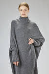 abito lungo e ampio in maglia di lana vergine, mohair e poliammide - FORME D' EXPRESSION 